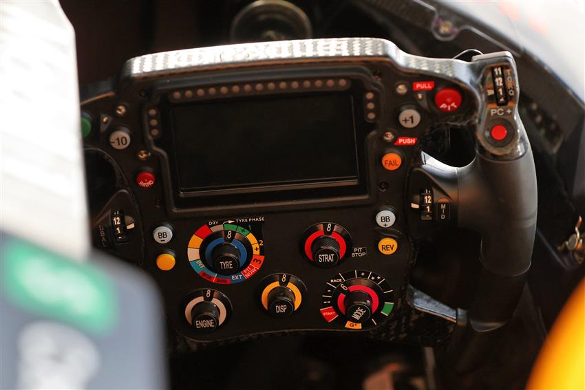 f1 steering wheel